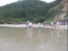 Segundos anos C, D e E em: Aula-passeio na praia