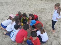 Segundos anos C, D e E em: Aula-passeio na praia