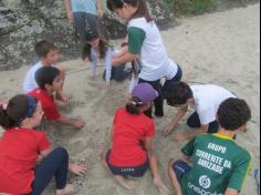 Segundos anos C, D e E em: Aula-passeio na praia