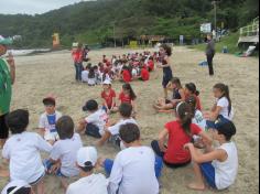 Segundos anos C, D e E em: Aula-passeio na praia