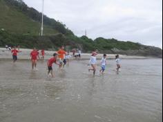 Segundos anos C, D e E em: Aula-passeio na praia