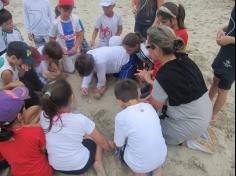 Segundos anos C, D e E em: Aula-passeio na praia