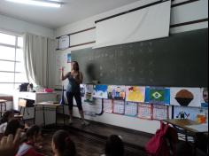 4º ano D trabalhando com música