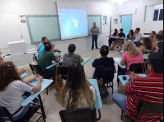 Reunião para os pais de alunos novos