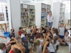 2º ano C visita a Biblioteca