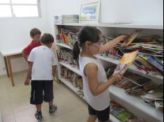 2º ano C visita a Biblioteca