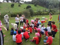 Grupo Música e Vitaminados visitam Sítio Mundo Animal