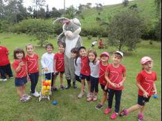 Grupo Música e Vitaminados visitam Sítio Mundo Animal