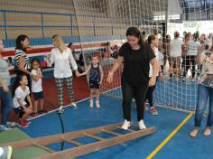 Ed. Infantil e 1º ano comemorando o Dia das Mães