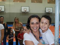 Ed. Infantil e 1º ano comemorando o Dia das Mães