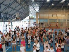 Ed. Infantil e 1º ano comemorando o Dia das Mães