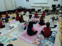 Yoga no 2º ano C