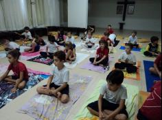 Yoga no 2º ano C