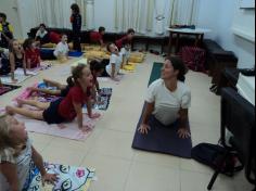 Yoga no 2º ano C