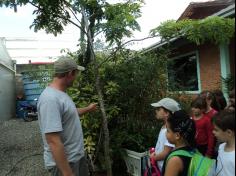 1ºs anos visitam o viveiro Fazenda Nativa