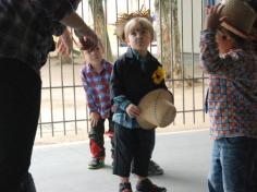 Festa Junina no arraial da Educação Infantil e 1º ano