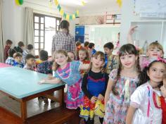 Festa Junina no arraial da Educação Infantil e 1º ano