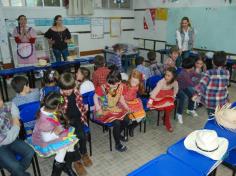 Festa Junina no arraial da Educação Infantil e 1º ano