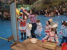 Festa Junina no arraial da Educação Infantil e 1º ano