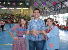 Festa Junina no arraial da Educação Infantil e 1º ano