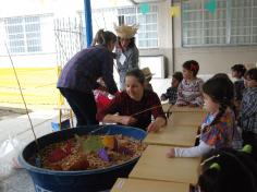 Festa Junina no arraial da Educação Infantil e 1º ano