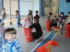 Festa Junina no arraial da Educação Infantil e 1º ano