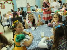 Festa Junina no arraial da Educação Infantil e 1º ano