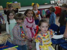 Festa Junina no arraial da Educação Infantil e 1º ano