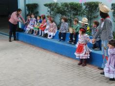 Festa Junina no arraial da Educação Infantil e 1º ano