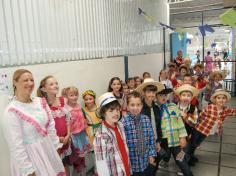 Festa Junina no arraial da Educação Infantil e 1º ano