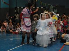 Festa Junina no arraial da Educação Infantil e 1º ano