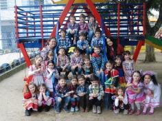 Festa Junina no arraial da Educação Infantil e 1º ano