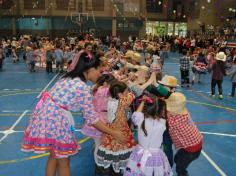 Festa Junina no arraial da Educação Infantil e 1º ano