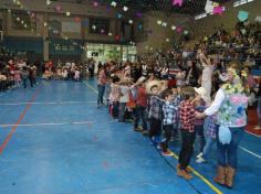 Festa Junina no arraial da Educação Infantil e 1º ano