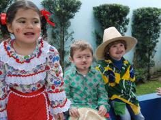 Festa Junina no arraial da Educação Infantil e 1º ano