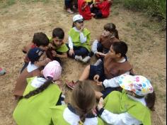 3º ano B brincando e aprendendo no Espaço Verde