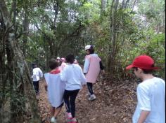 3º ano B brincando e aprendendo no Espaço Verde