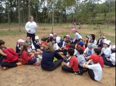 3º ano B brincando e aprendendo no Espaço Verde