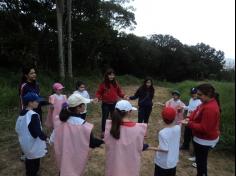 3º ano B brincando e aprendendo no Espaço Verde