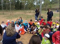 3º ano B brincando e aprendendo no Espaço Verde