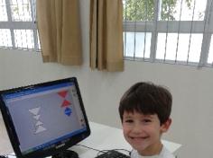 1º ano A explora o Tangram na Informática