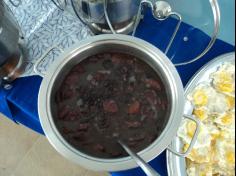 Feijoada na escola!