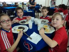 Feijoada na escola!