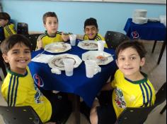 Feijoada na escola!