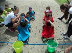 Grupo Girassol em aula passeio ao Espaço Verde