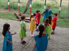 1º ano B em aula passeio no Espaço Verde