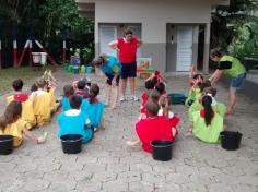 1º ano B em aula passeio no Espaço Verde