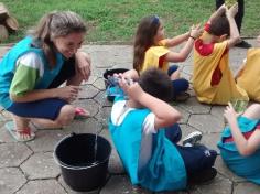 1º ano B em aula passeio no Espaço Verde