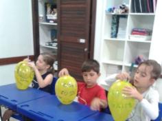 2ºs anos em: Brincando também se aprende!