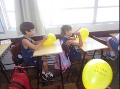 2ºs anos em: Brincando também se aprende!